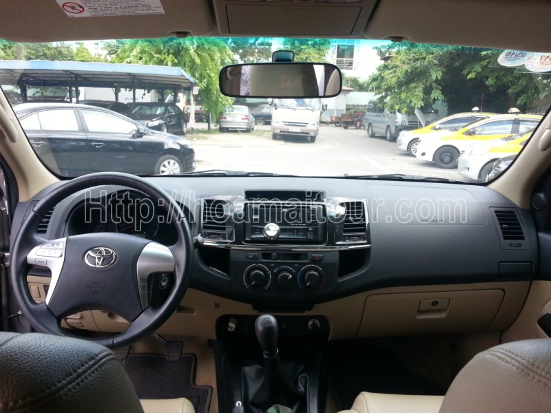 Cho thuê xe 7 chỗ đời mới tại Hoamaitour